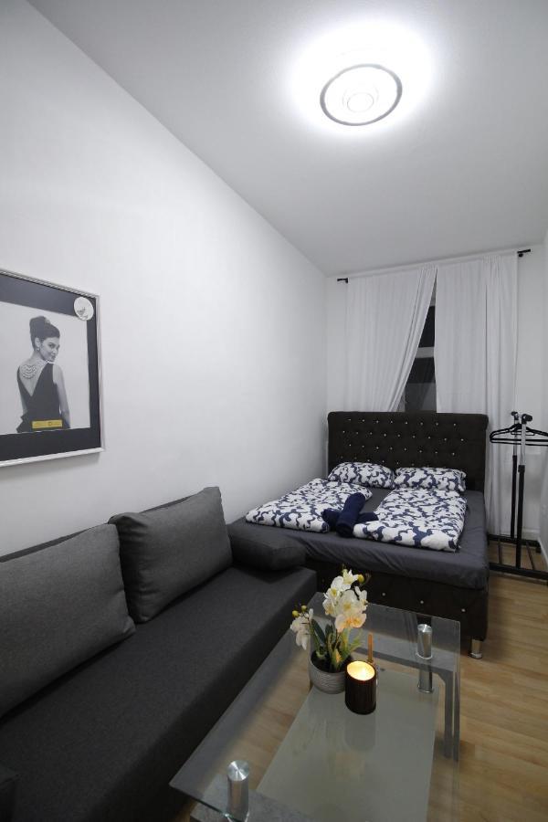 Comfort Triple Room Th Viena Exterior foto